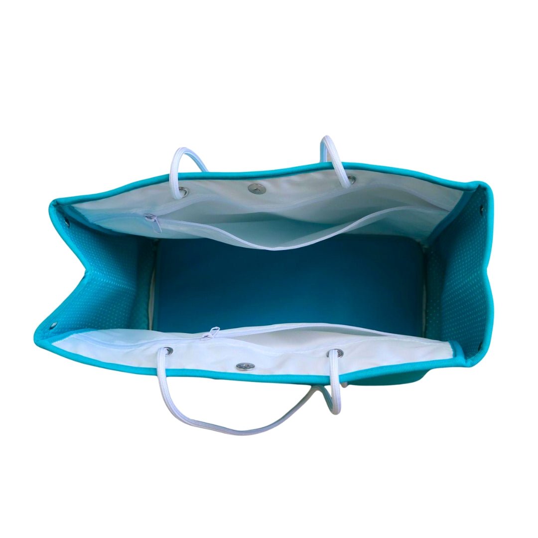 Lichtblauwe Mermaid Sisters sporttas XL met binnenvakken, ideaal voor het veilig vervoeren van je zeemeerminstaart.