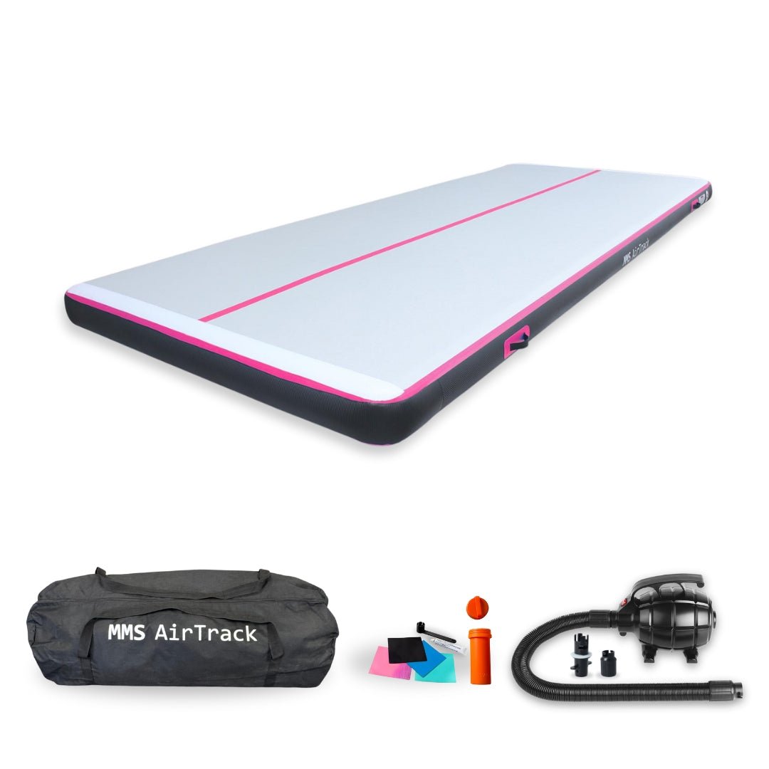 MMS AirTrack Advanced in grijs met roze rand, compleet met pomp en tas, ideaal voor binnen en buiten gebruik.